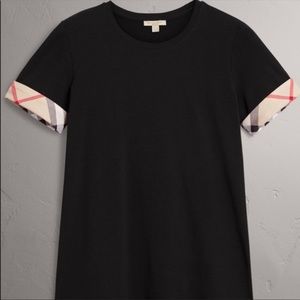 100% authentic Burberry Tee shirt Perfect conditio